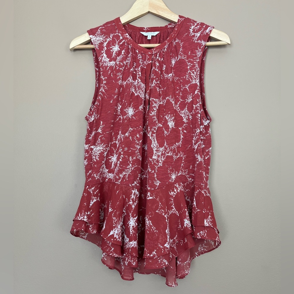 {Lucky Brand} Sleeveless Floral Peplum Tank in Rust - Womens Medium